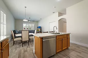 7004 SE Twin Oaks Cir, Stuart, FL 34997 - Photo 15