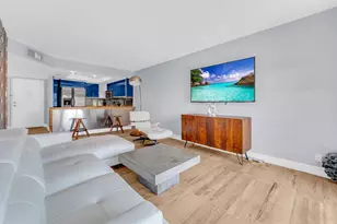 3004 NE 5th Terrace, Wilton Manors, FL 33334 - Photo 11