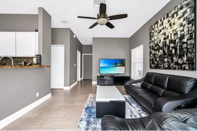 8122 Palm Gate Drive, Boynton Beach, FL 33436 - Photo 7
