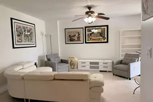 400 SE 10th St, Deerfield Beach, FL 33441 - Photo 9