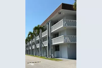 400 SE 10th Street #310, Deerfield Beach, FL 33441 - Photo 1