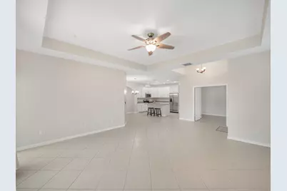 12898 SW Lake Fern Circle, Port Saint Lucie, FL 34987 - Photo 9