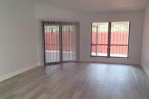 9561 NW 18th Ct, Plantation, FL 33322 - Photo 3