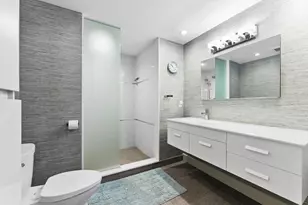 1301 N Riverside Dr, Pompano Beach, FL 33062 - Photo 25