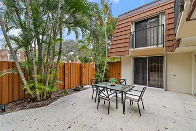 3052 30th Court, Jupiter, FL 33477 - Photo 9
