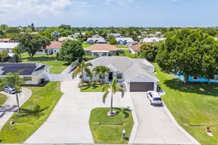 249 SW Aubudon Ave, Port Saint Lucie, FL 34984 - Photo 5