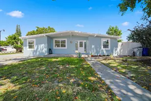 1517 NE 53rd Ct, Pompano Beach, FL 33064 - Photo 3