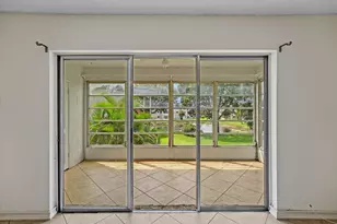 719 Lori Dr, Palm Springs, FL 33461 - Photo 17