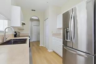 978 Pipers Cay Dr, West Palm Beach, FL 33415 - Photo 17