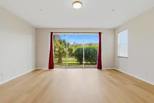 978 Pipers Cay Dr, West Palm Beach, FL 33415 - Photo 9