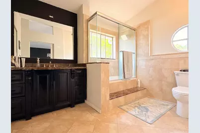 2052 E Discovery Cir Circle E, Deerfield Beach, FL 33442 - Photo 11