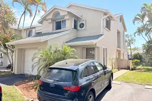 2052 E Discovery Cir Circle E, Deerfield Beach, FL 33442 - Photo 25