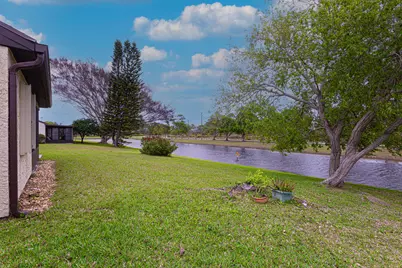 2344 SE Breckenridge Circle, Port Saint Lucie, FL 34952 - Photo 37