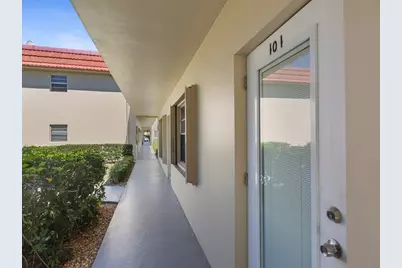 95 Spring Lake Drive #101, Vero Beach, FL 32962 - Photo 21