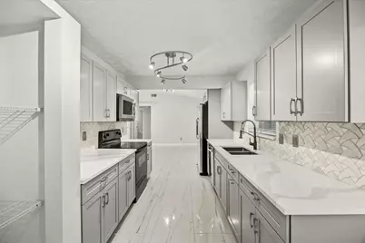 2010 SW Burlington Street, Port Saint Lucie, FL 34984 - Photo 5