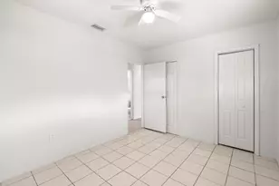 1410 N 69th Ave, Hollywood, FL 33024 - Photo 9