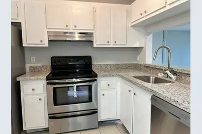 7149 Golf Colony Court #204, Lake Worth, FL 33467 - Photo 3