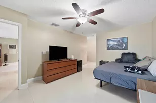 2928 Carambola Cir S, Coconut Creek, FL 33066 - Photo 21