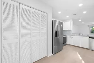 7107 Woodmont Way, Tamarac, FL 33321 - Photo 11