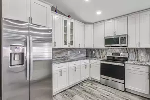 8075 Duomo Cir, Boynton Beach, FL 33472 - Photo 15