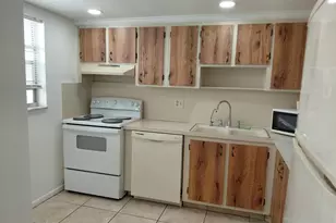 6850 Royal Palm Blvd, Margate, FL 33063 - Photo 5