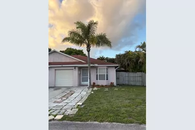 5724 Boynton Cres Crescent, Boynton Beach, FL 33437 - Photo 1