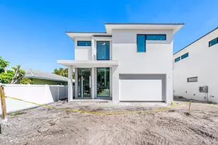 207 SE 5th St, Delray Beach, FL 33483 - Photo 1