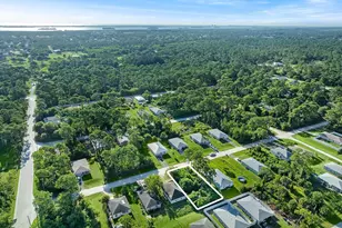 1145 10th Ct SW, Vero Beach, FL 32962 - Photo 1