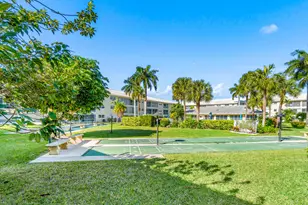 1951 NE 39th St, Lighthouse Point, FL 33064 - Photo 25