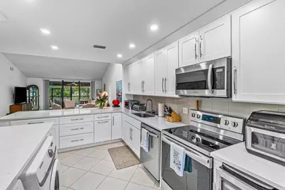 61 Eastgate Drive #D, Boynton Beach, FL 33436 - Photo 11