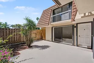 825 Center St, Jupiter, FL 33458 - Photo 3