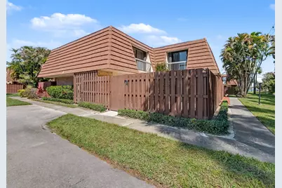 825 Center Street #12a, Jupiter, FL 33458 - Photo 1