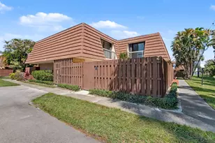 825 Center St, Jupiter, FL 33458 - Photo 1