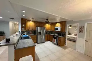 4796 SE Manatee Terrace, Stuart, FL 34997 - Photo 7