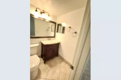 48 Bedford B, West Palm Beach, FL 33417 - Photo 9