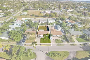 615 Garnett St, Lantana, FL 33462 - Photo 3