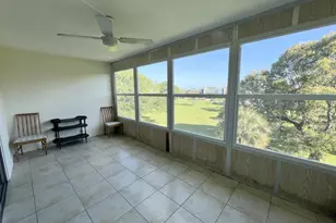 4023 Berkshire B, Deerfield Beach, FL 33442 - Photo 17