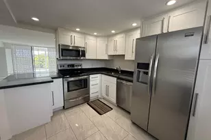 605 Oaks Dr, Pompano Beach, FL 33069 - Photo 3