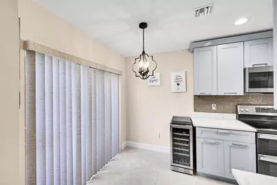 21207 Lago Circle, Boca Raton, FL 33433 - Photo 15