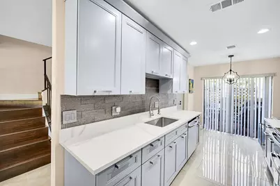 21207 Lago Circle, Boca Raton, FL 33433 - Photo 11