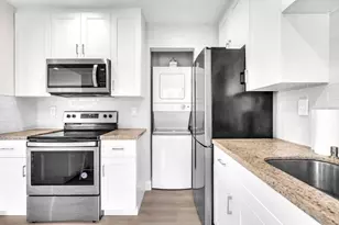 3213 Colony Club Rd, Pompano Beach, FL 33062 - Photo 5