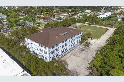 713 W Palm Drive, Florida City, FL  - Photo 27