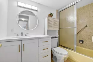 94 Stratford G, West Palm Beach, FL 33417 - Photo 11