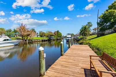 343 SE Verada Avenue, Port Saint Lucie, FL 34983 - Photo 3