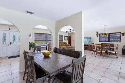 343 SE Verada Avenue, Port Saint Lucie, FL 34983 - Photo 17