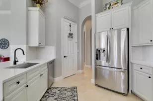 8726 Tompson Point Rd, Port Saint Lucie, FL 34986 - Photo 19