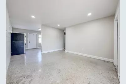 703 N 25th Street, Fort Pierce, FL 34947 - Photo 3