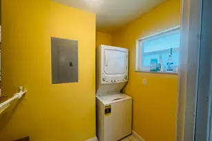 7502 NW 58th Ct, Tamarac, FL 33321 - Photo 9