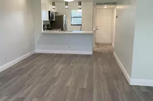 7101 Golf Colony Ct, Lake Worth, FL 33467 - Photo 5