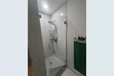 24 Waterford A, Delray Beach, FL 33446 - Photo 11